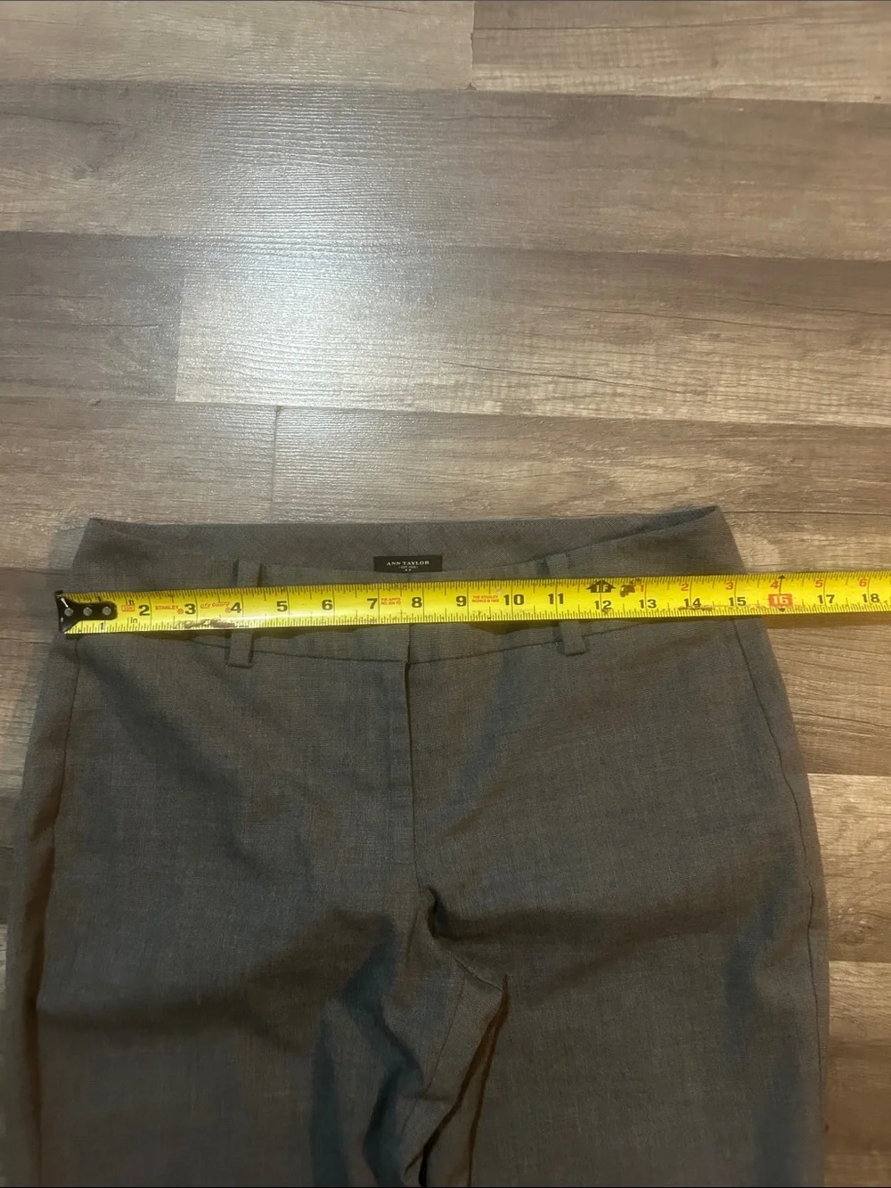 Ann Taylor Women’s Pants Grey Straight-Leg Dress Pants Size 2